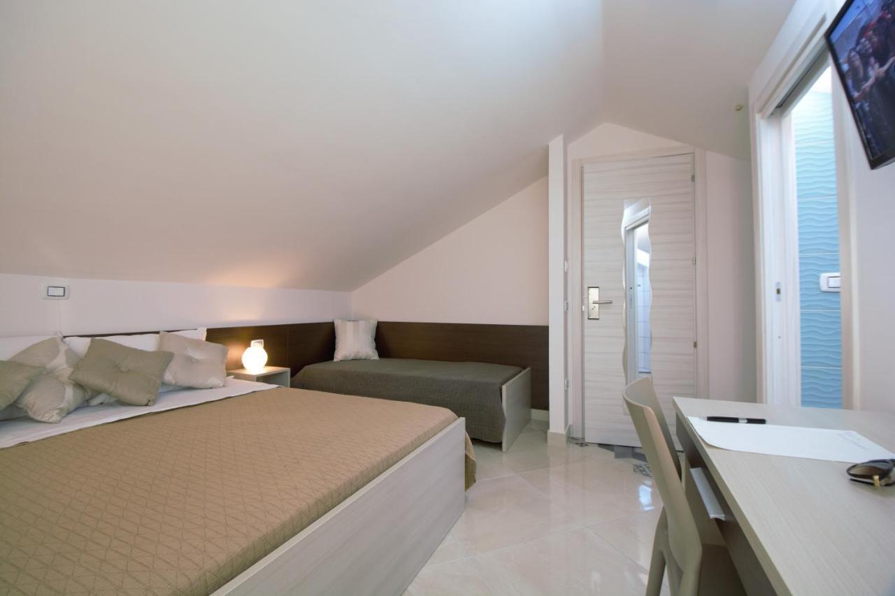 אשאה Askia Rooms & Breakfast מראה חיצוני תמונה