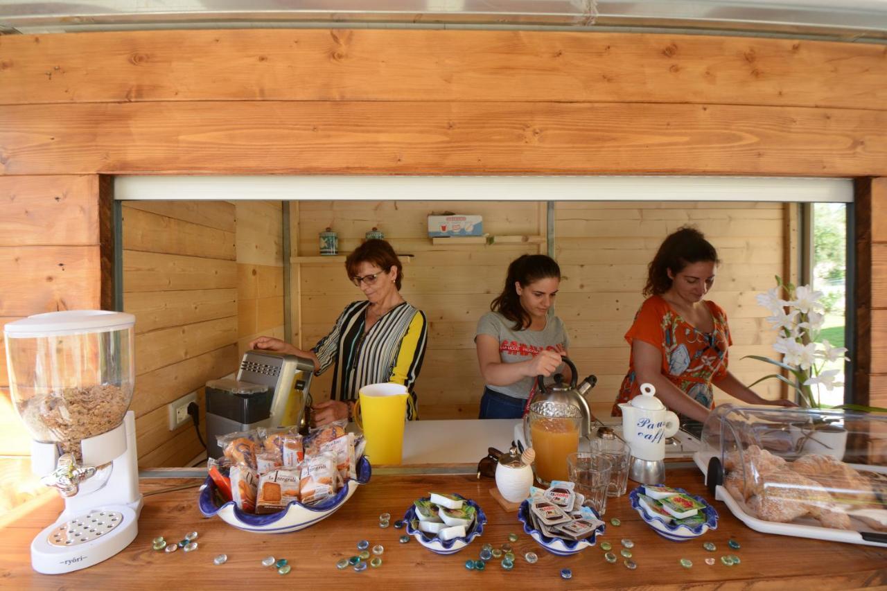 אשאה Askia Rooms & Breakfast מראה חיצוני תמונה