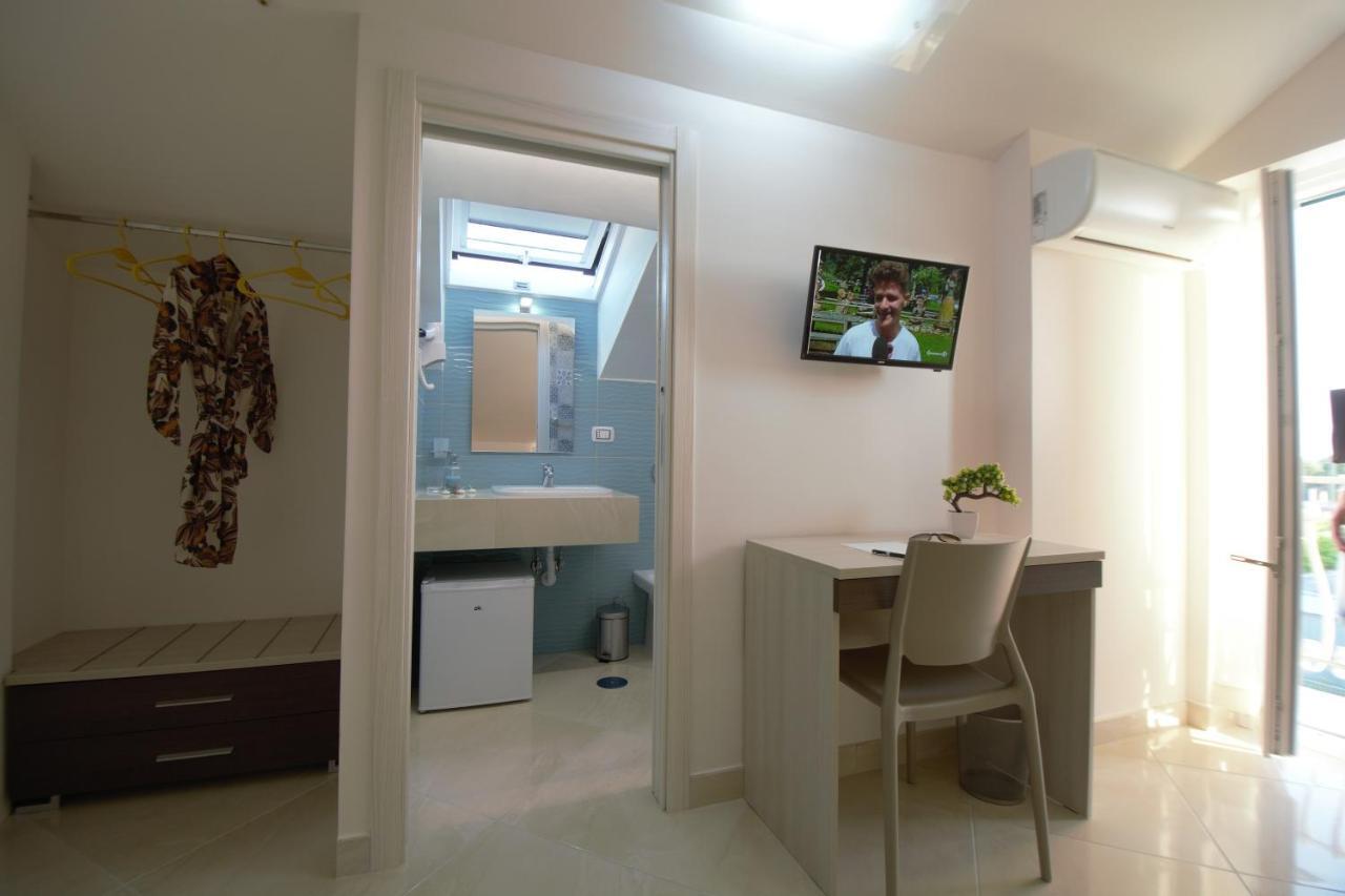 אשאה Askia Rooms & Breakfast מראה חיצוני תמונה