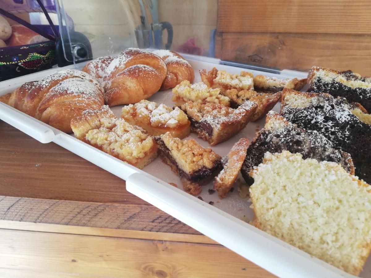 אשאה Askia Rooms & Breakfast מראה חיצוני תמונה