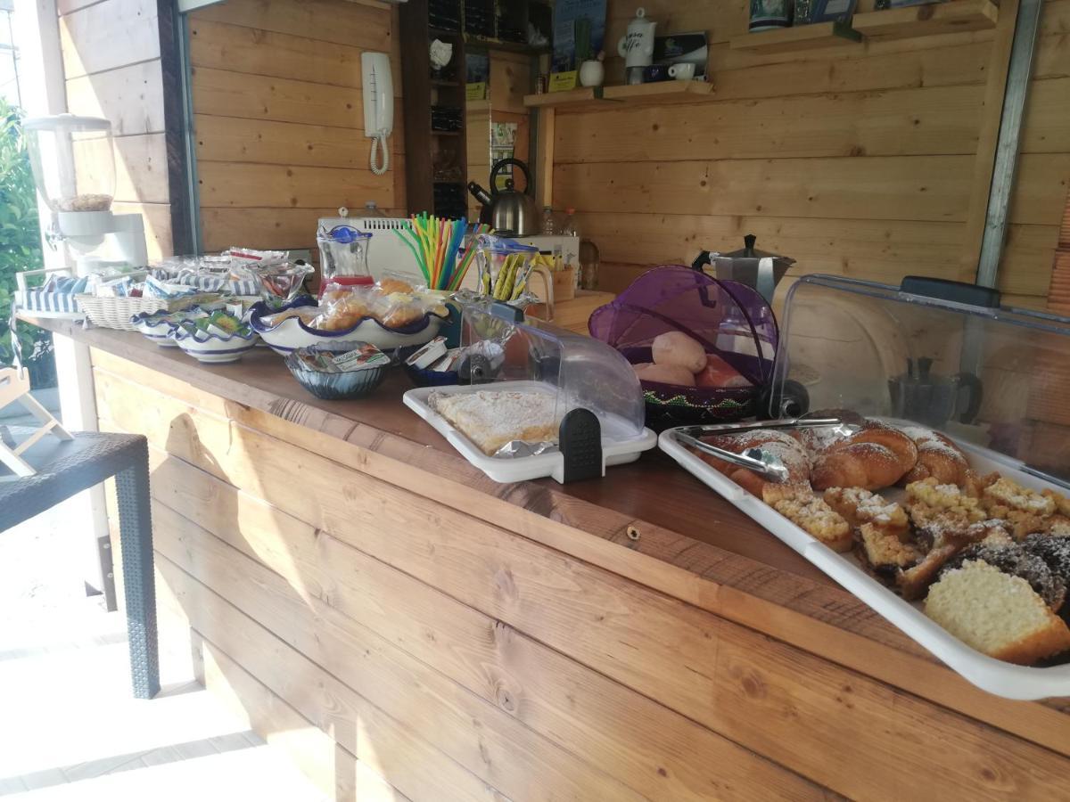 אשאה Askia Rooms & Breakfast מראה חיצוני תמונה